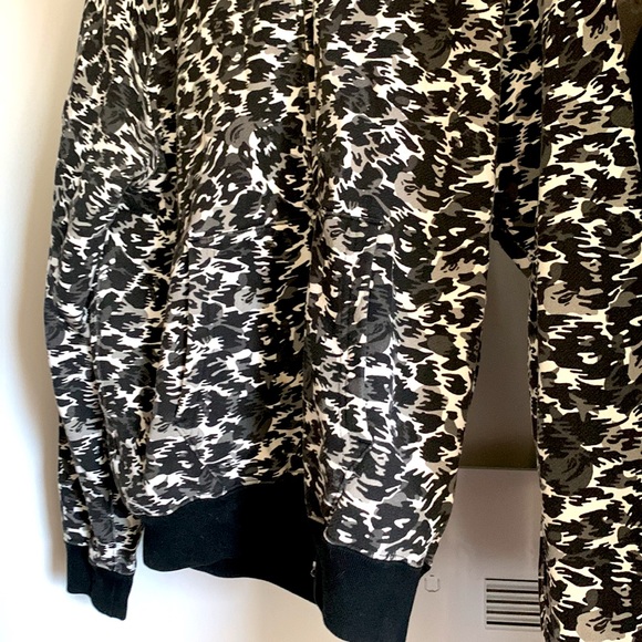 BAPE VEST - Picture 4 of 4